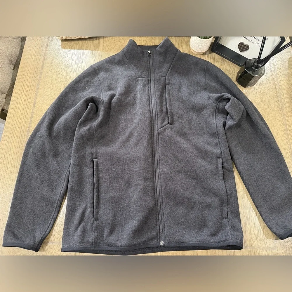 Lululemon Sojourn Jacket Mens Medium Black Full Zip Fleece-Lined Knit LM3EW9S